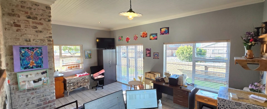 4 Bedroom Property for Sale in Franskraal Western Cape